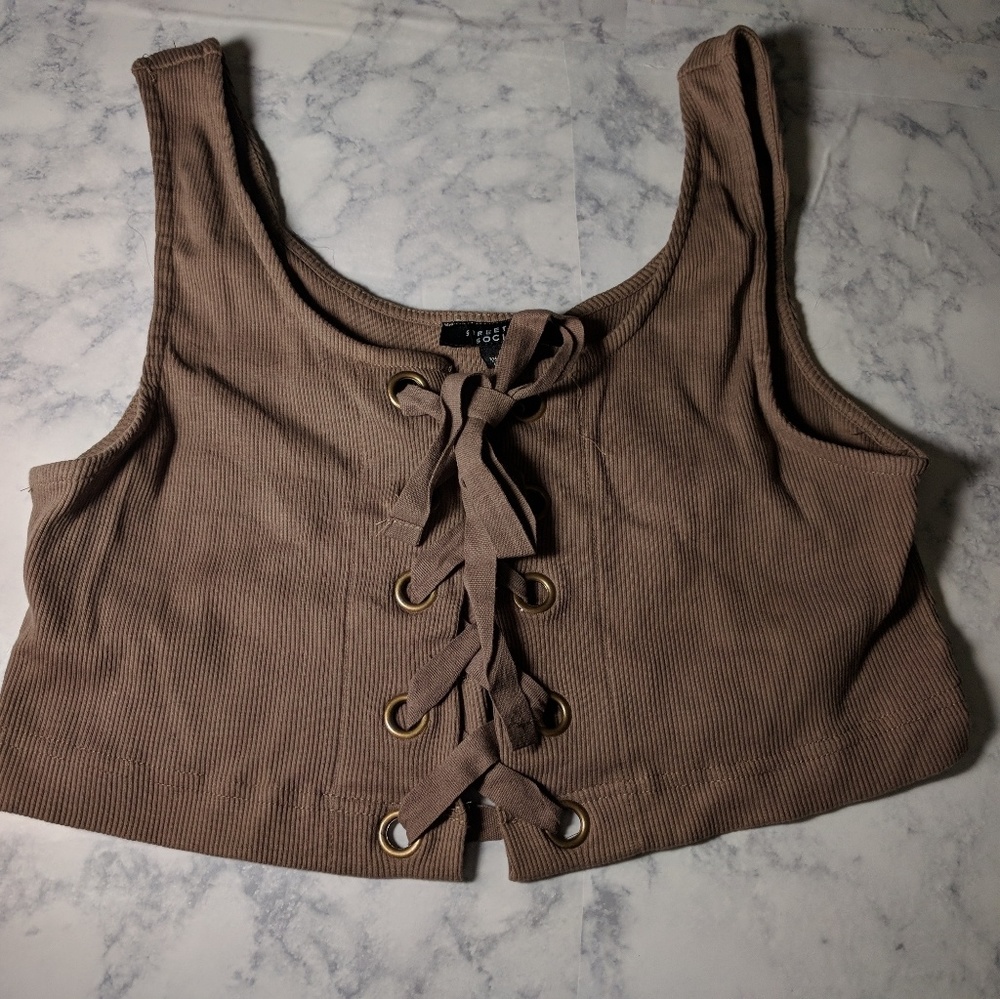 🎉NWOT Tan Lace-up Crop Top 🎉